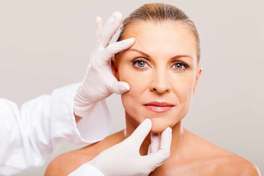 The beautician selects the appropriate facial skin rejuvenation method